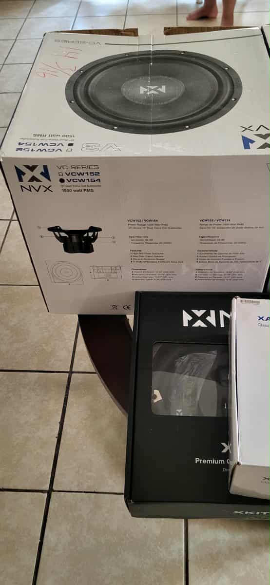 Garage Sale !!! 2 NVX 15's + NVX 5000w amp + NVX 1/0 Amp Kit + Big 3 Kit + Energie Battery $999.99