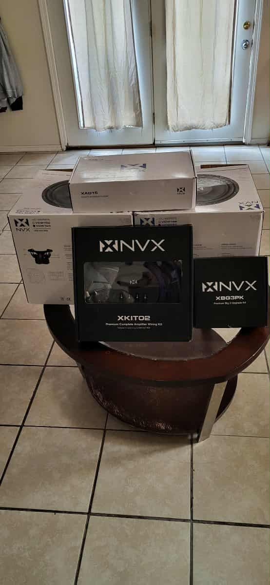 Garage Sale !!! 2 NVX 15's + NVX 5000w amp + NVX 1/0 Amp Kit + Big 3 Kit + Energie Battery $999.99