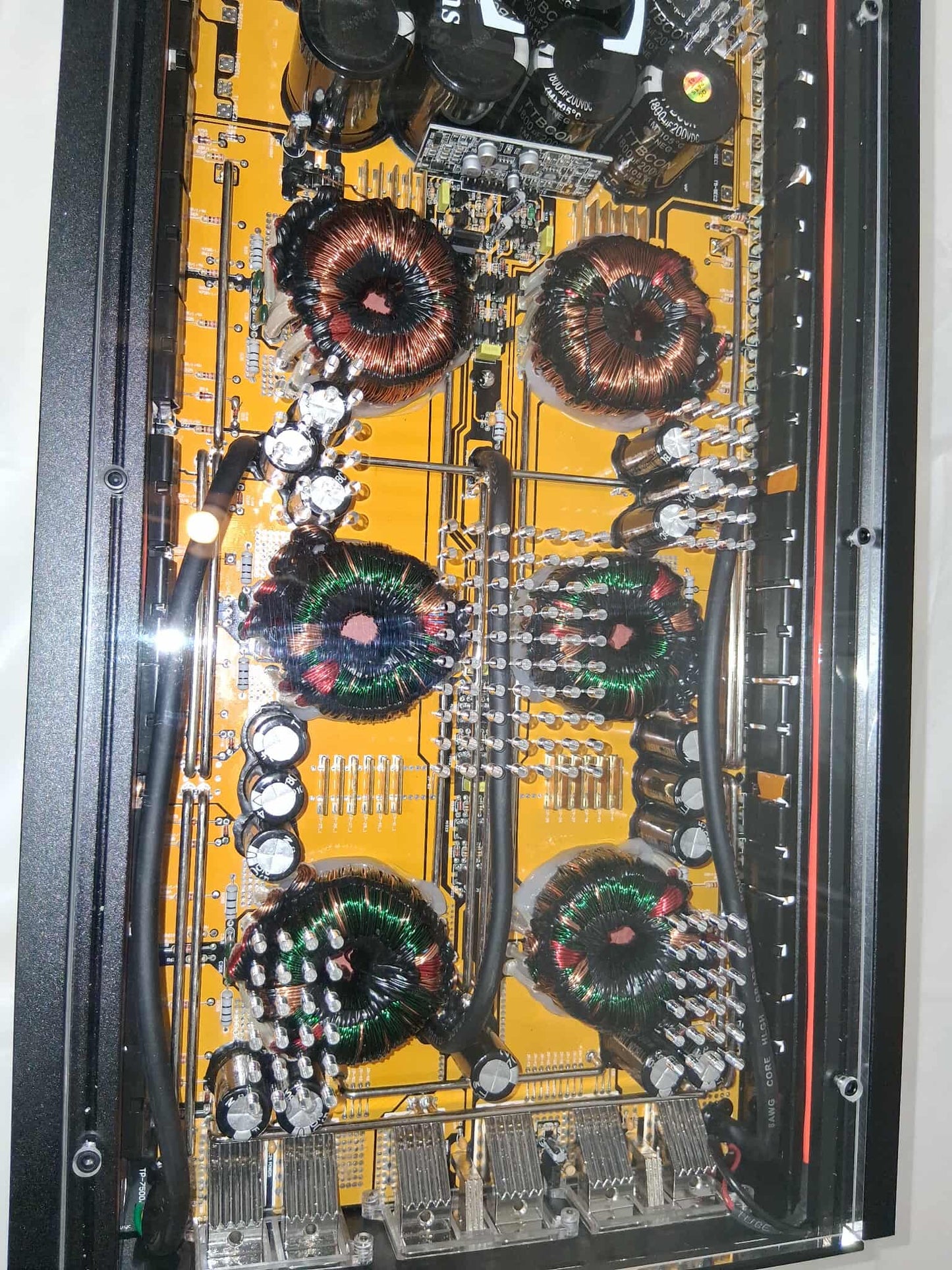 Daville Customs | DC-8000.1 | 8k | (Open Box)