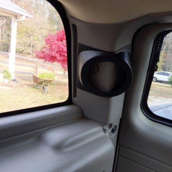Custom Speaker Pods - 6.5″ D-Pillar Speaker Pods Speaker Pods for the 2000-2006 Chevrolet Avalanche, Tahoe, Suburban, GMC Yukon, & Cadillac Escalade